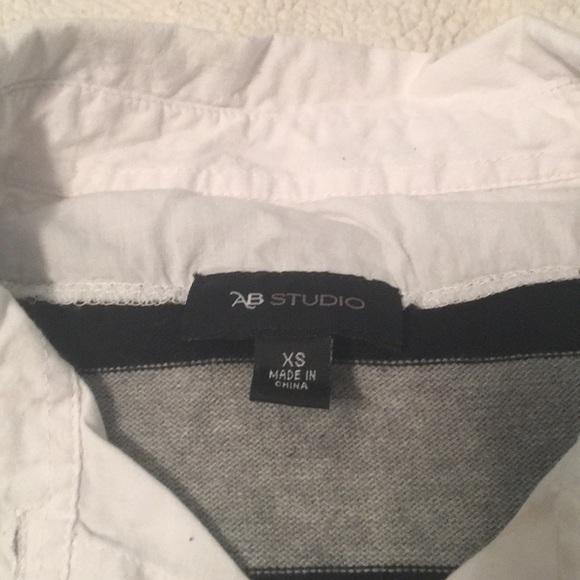 Striped sweater - Picture 2 of 4